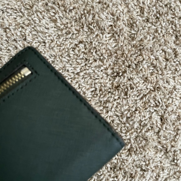 Kate Spade wallet - Picture 4 of 6